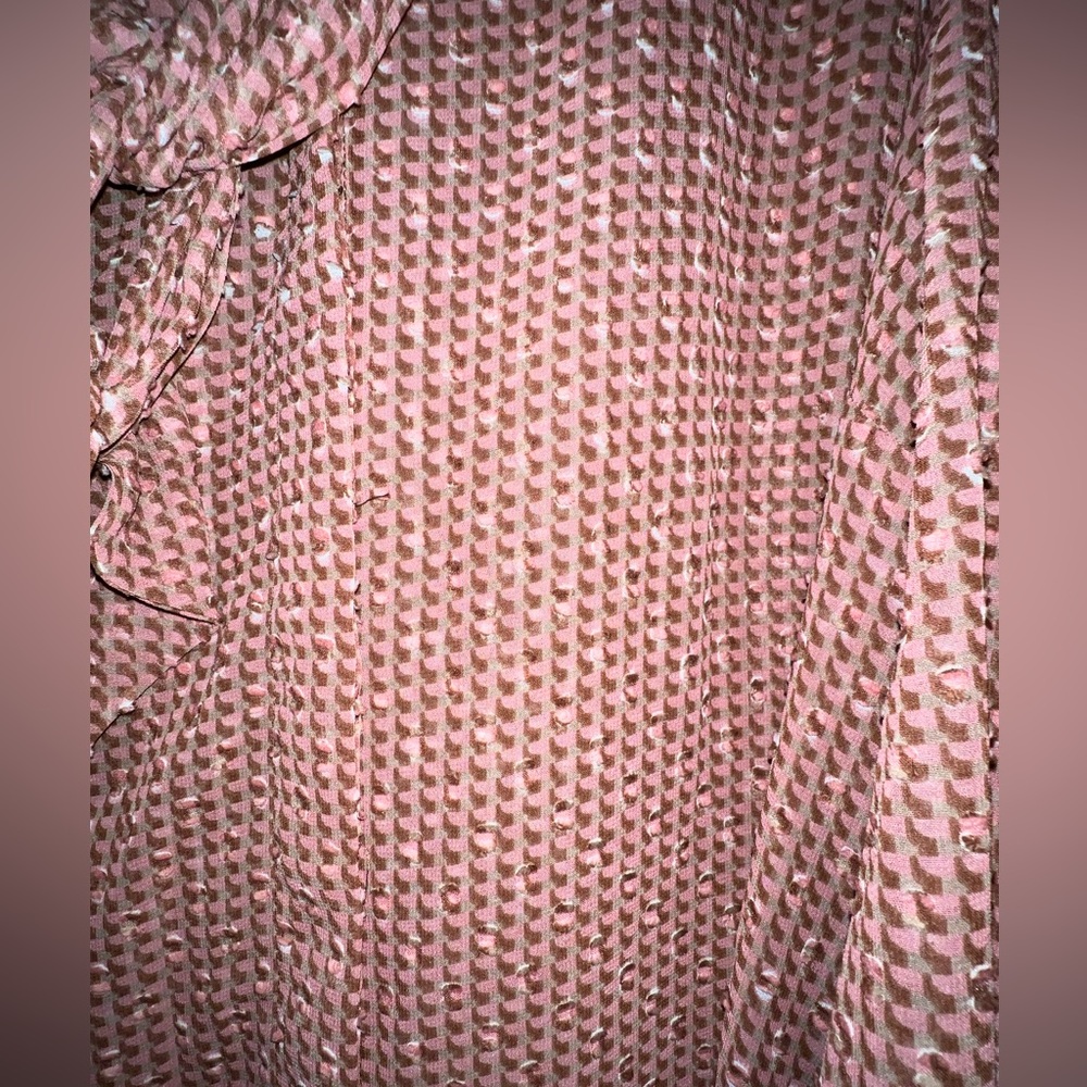 NWT Beautiful 3X tie neck blouse - Picture 3 of 6
